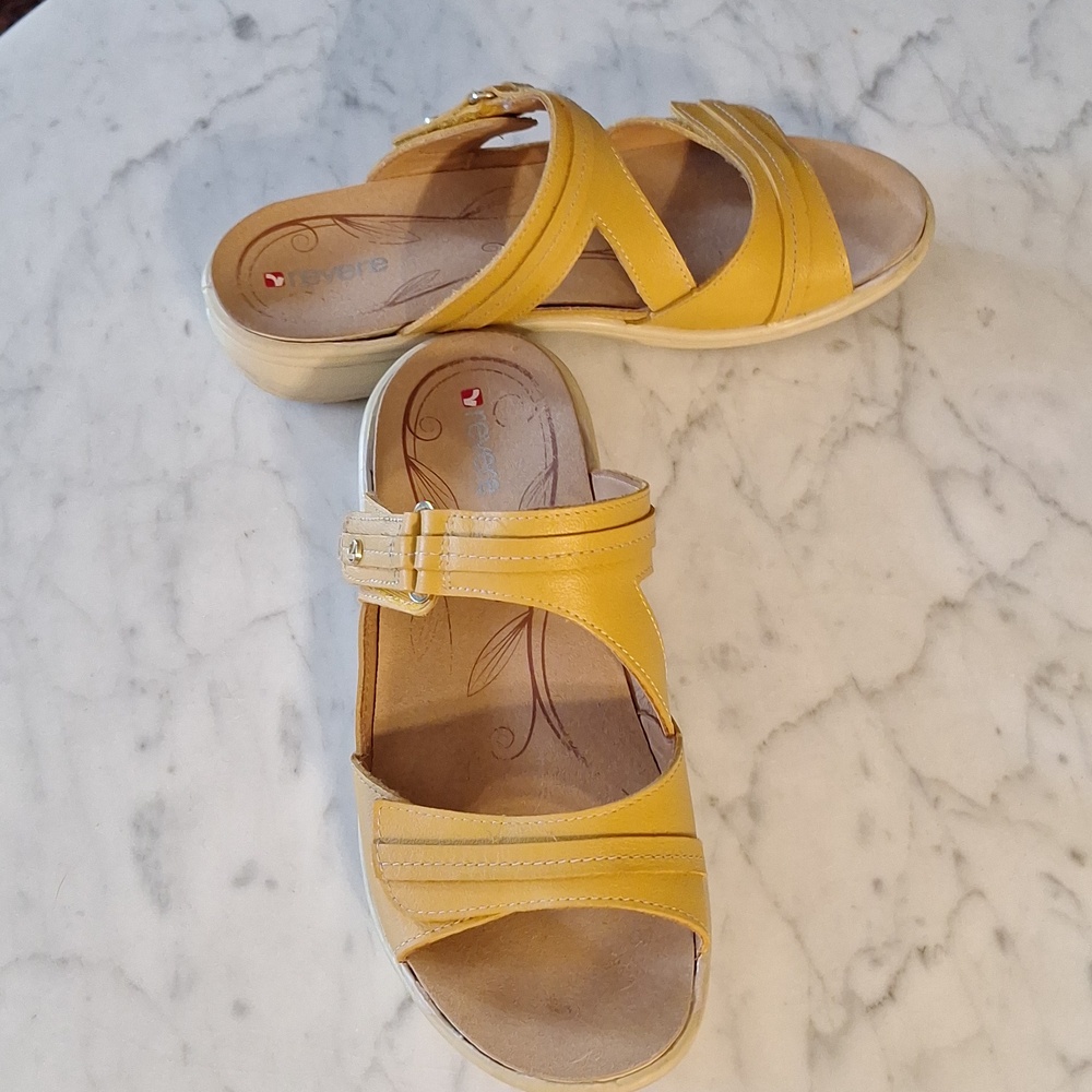 Revere Leather Yellow Gold Slide Sandals with Adjustable Straps 10W